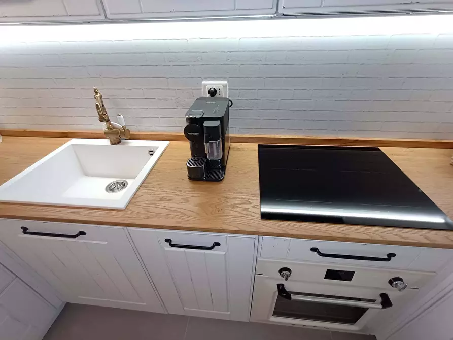 Immagine 7 di Appartamento in vendita  in via Gennari a Fano