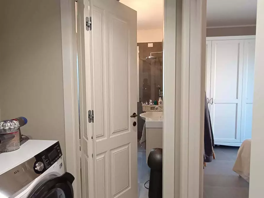 Immagine 15 di Appartamento in vendita  in via Gennari a Fano