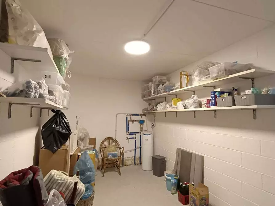 Immagine 42 di Appartamento in vendita  in via Gennari a Fano