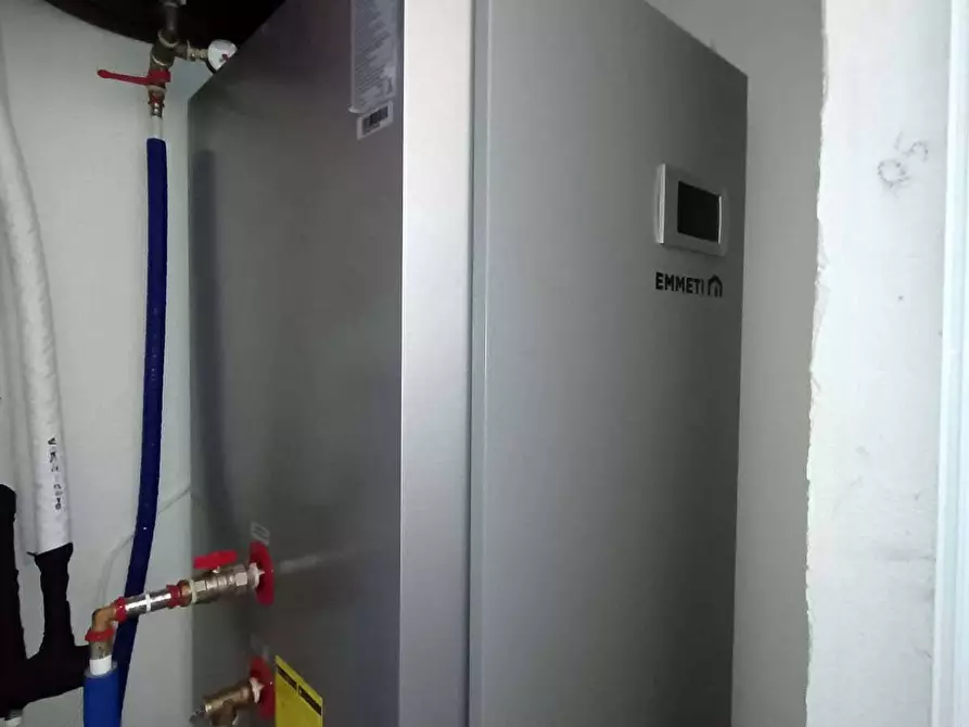 Immagine 45 di Appartamento in vendita  in via Gennari a Fano