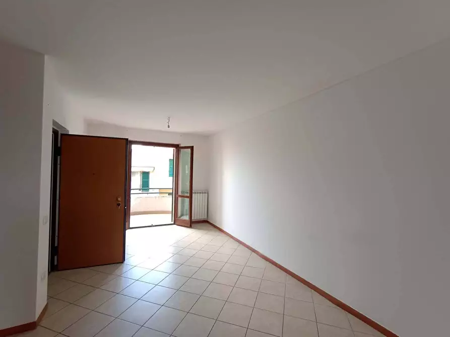 Immagine 2 di Appartamento in vendita  in via Roma 95 a Cartoceto