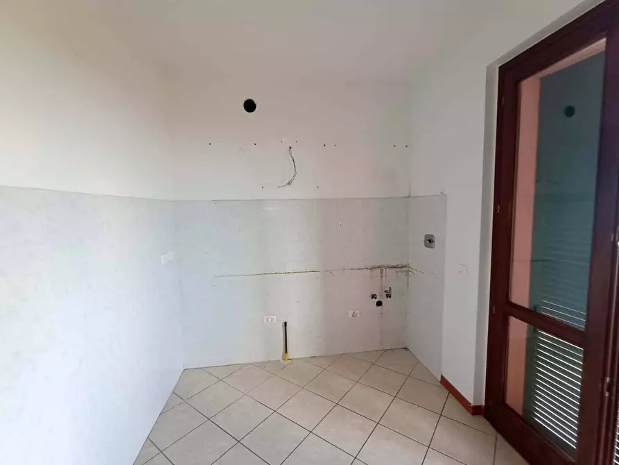 Immagine 5 di Appartamento in vendita  in via Roma 95 a Cartoceto