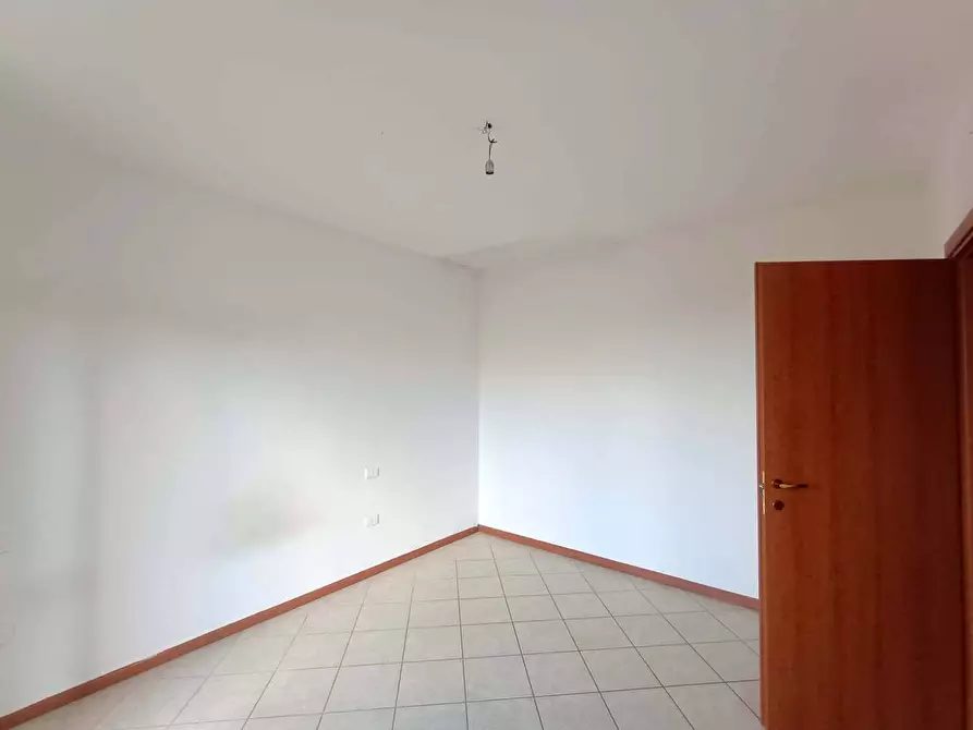 Immagine 6 di Appartamento in vendita  in via Roma 95 a Cartoceto