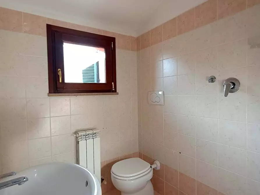 Immagine 19 di Appartamento in vendita  in via Roma 95 a Cartoceto