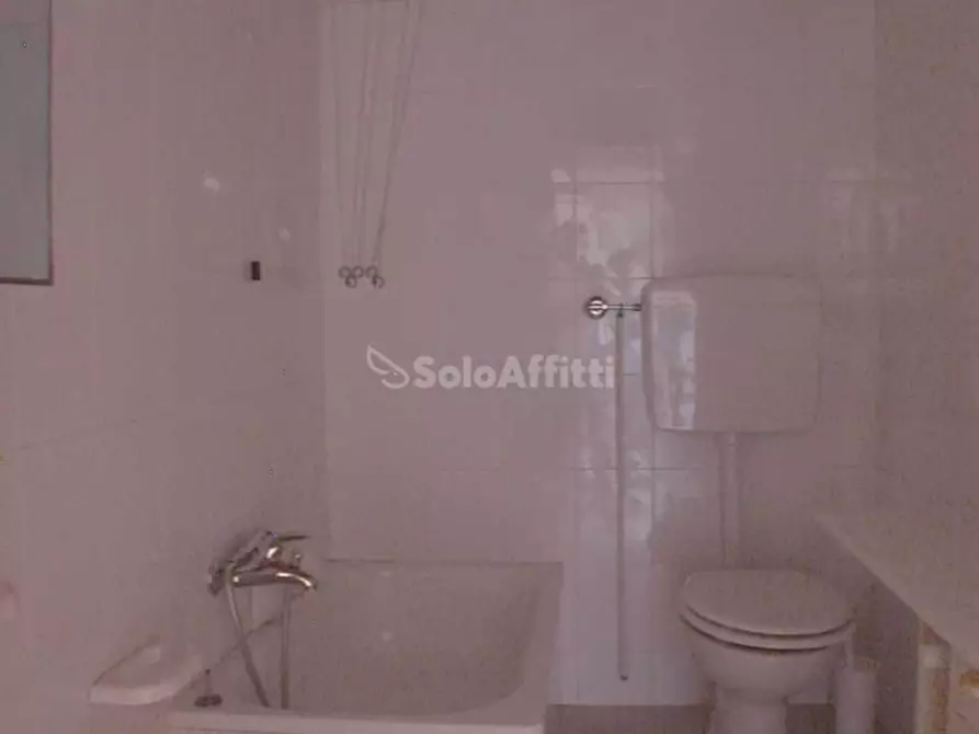 Immagine 9 di Appartamento in affitto  in XXIV Maggio 3 a Fano