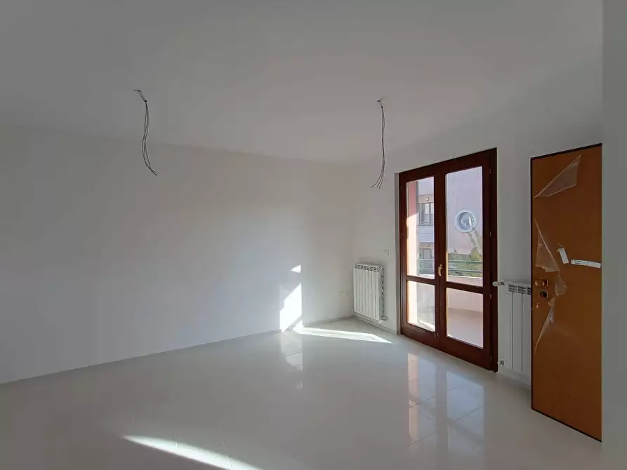 Immagine 3 di Appartamento in vendita  in via Roma 95 a Fermignano