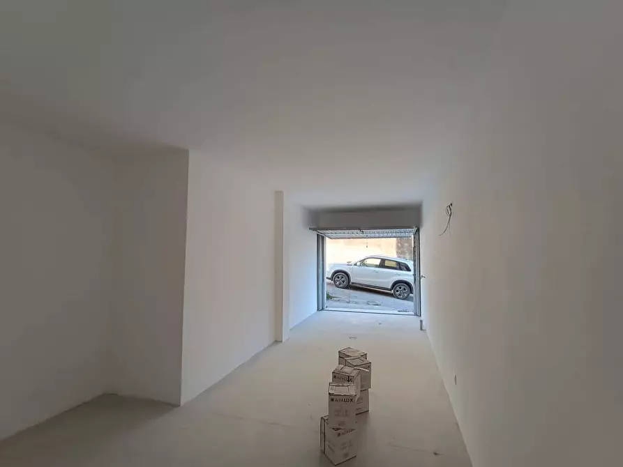 Immagine 22 di Appartamento in vendita  in via Roma 95 a Fermignano