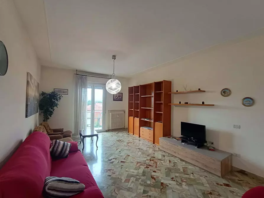 Immagine 1 di Appartamento in vendita  a Pesaro