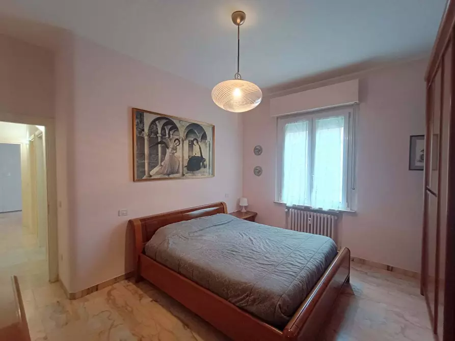 Immagine 10 di Appartamento in vendita  a Pesaro