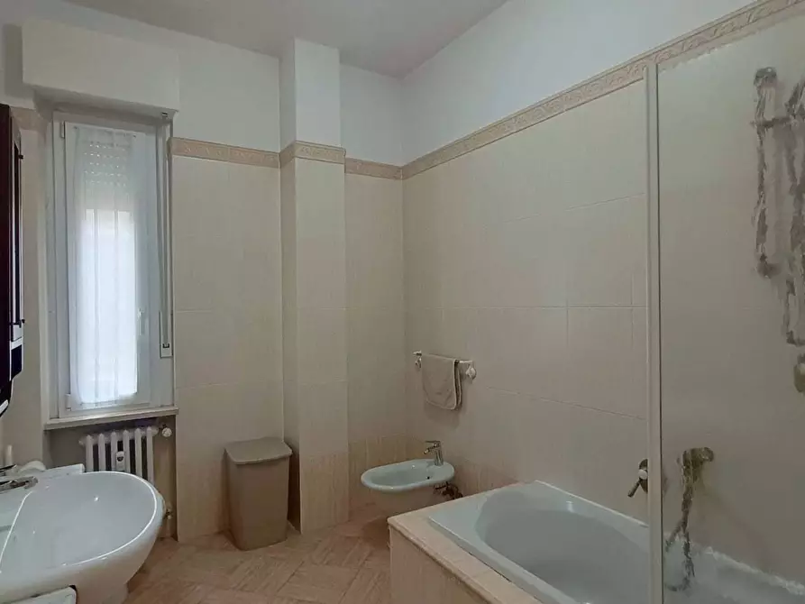 Immagine 14 di Appartamento in vendita  a Pesaro