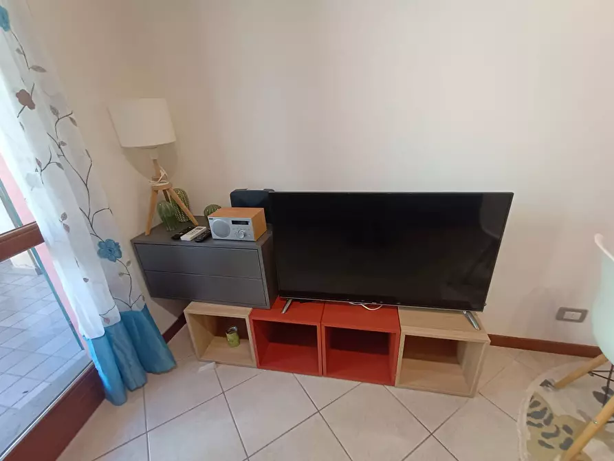 Immagine 7 di Appartamento in affitto  in via Madonna Mare 25 a Fano