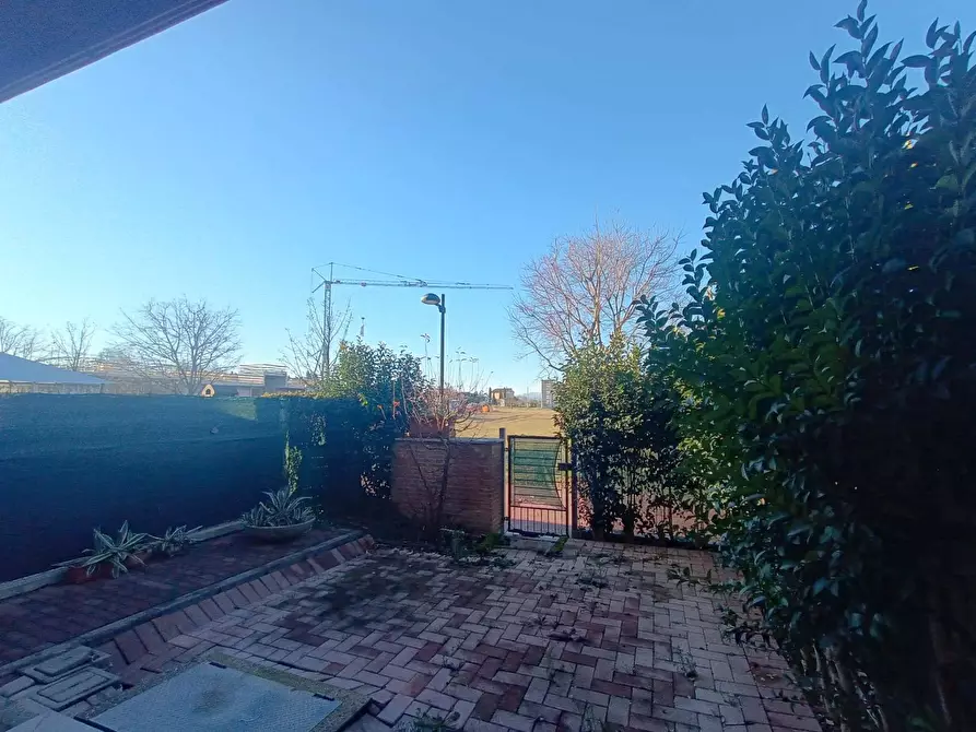 Immagine 13 di Appartamento in vendita  in via XXX strada a Fano