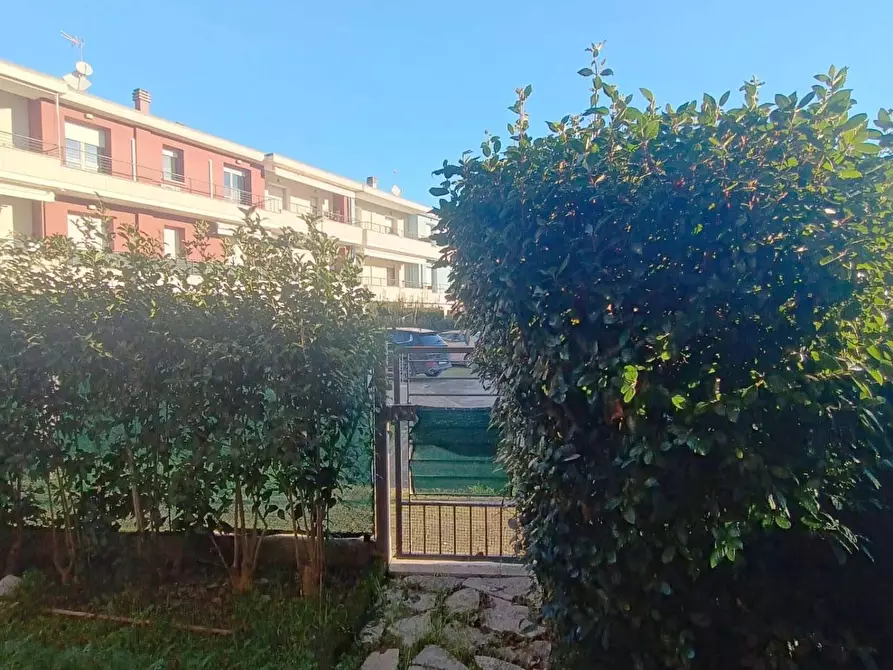 Immagine 16 di Appartamento in vendita  in via XXX strada a Fano