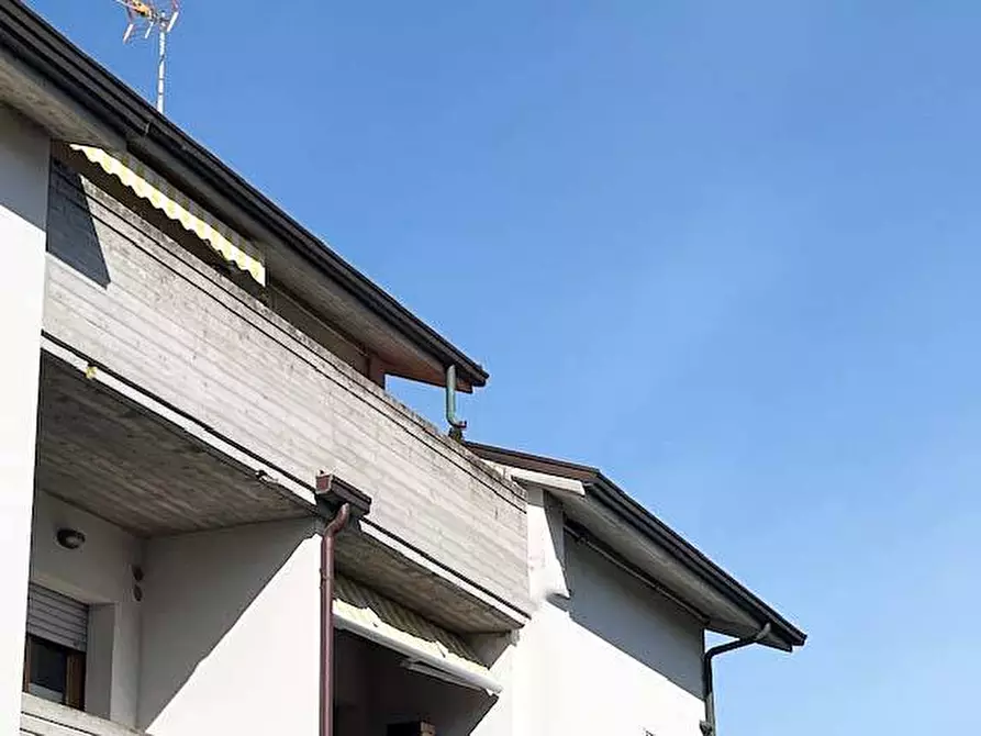 Immagine 20 di Appartamento in vendita  in via I Strada a Fano