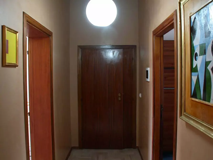 Immagine 3 di Appartamento in vendita  in Marco polo a Fano