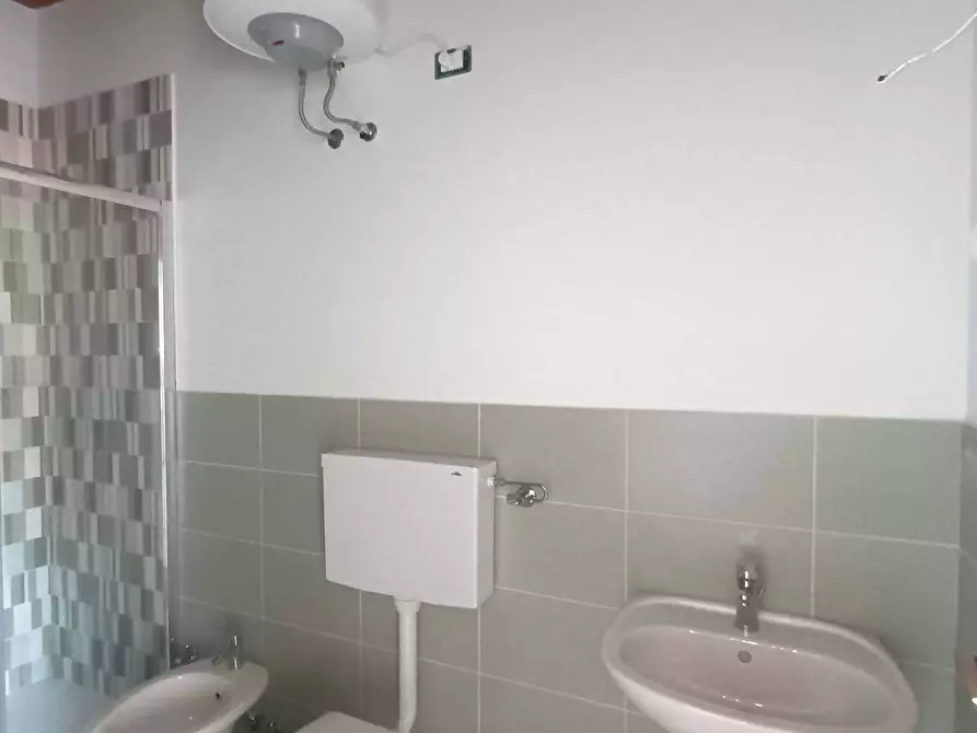 Immagine 10 di Appartamento in affitto  in C.so Matteotti a Fano
