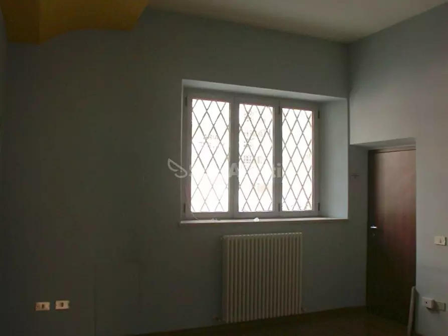 Immagine 8 di Ufficio in vendita  in Nolfi 91 a Fano