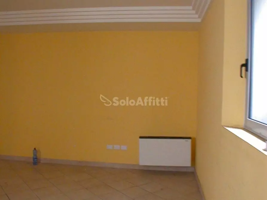 Immagine 3 di Ufficio in vendita  in Nolfi 91 a Fano