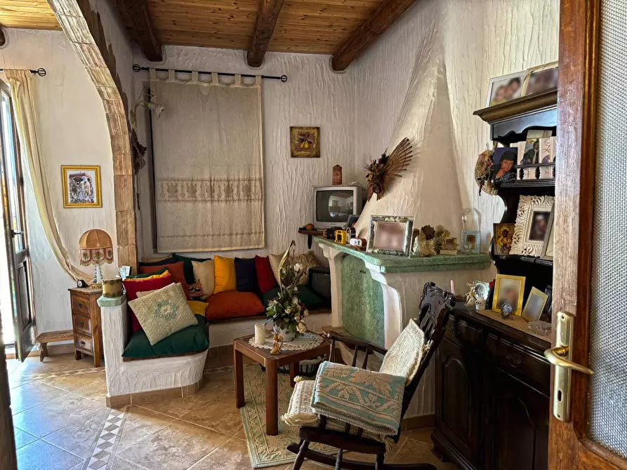 Immagine 19 di Casa semindipendente in vendita  in VITTORIO EMANUELE 1 a Aggius