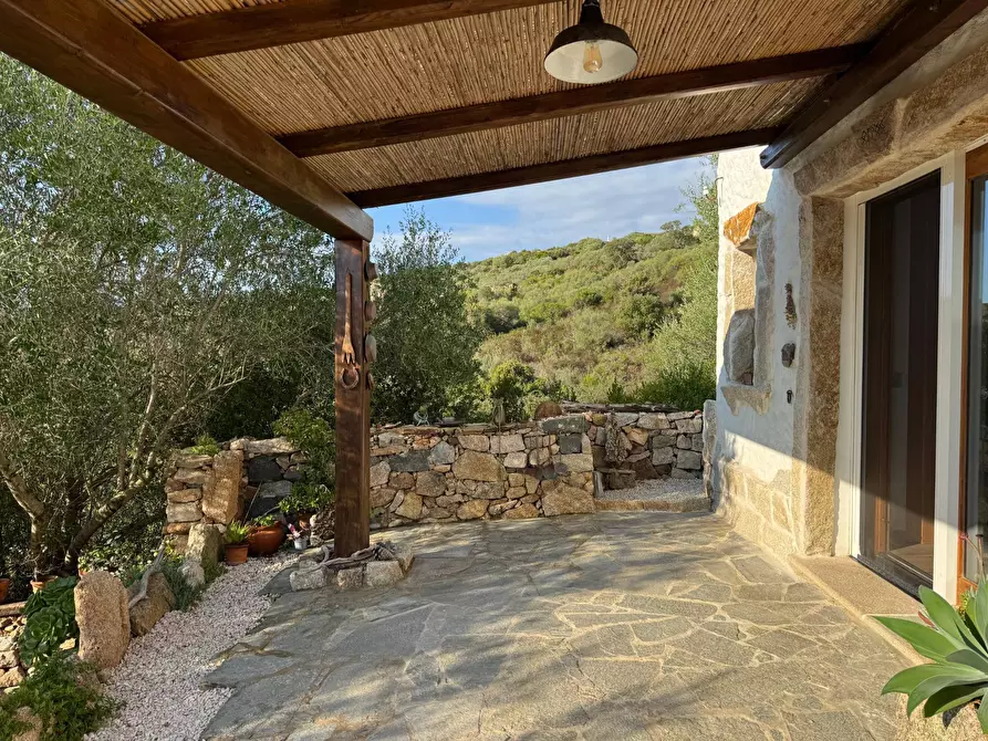 Immagine 8 di Casa semindipendente in vendita  in località sn a Arzachena