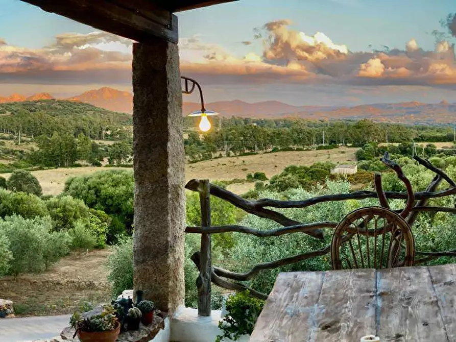 Immagine 6 di Casa semindipendente in vendita  in località sn a Arzachena