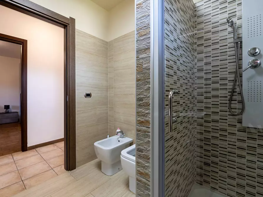 Immagine 23 di Appartamento in vendita  in VIA DELL'ISOLOTTO 4 a Aggius