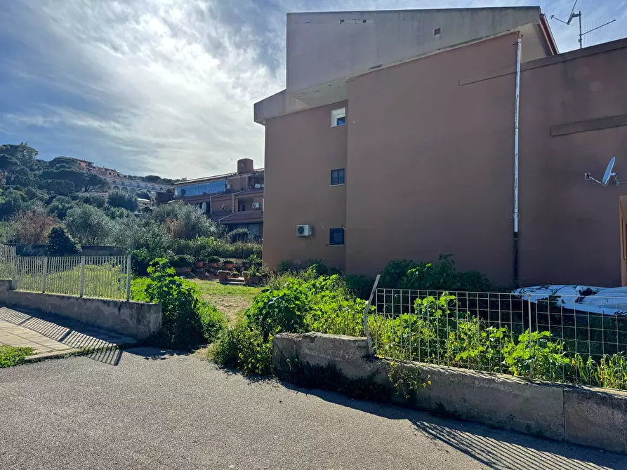 Immagine 28 di Appartamento in vendita  in VIA DELL'ISOLOTTO 4 a Aggius