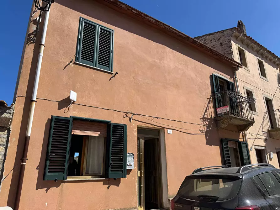 Immagine 5 di Casa semindipendente in vendita  in VIA VITTORIO EMANUELE 46 a Aggius