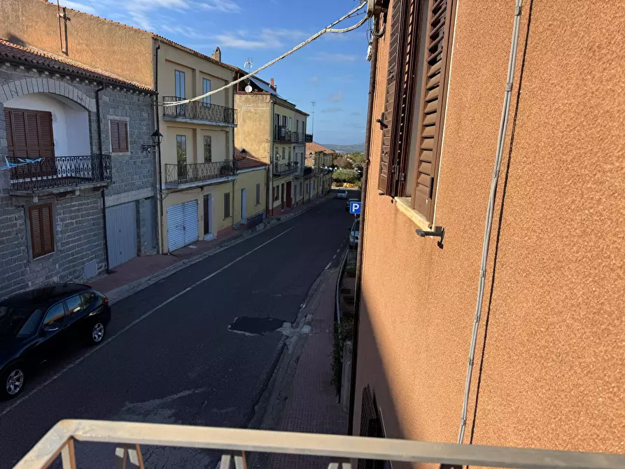 Immagine 18 di Casa semindipendente in vendita  in VIA VITTORIO EMANUELE II 106 a Aggius