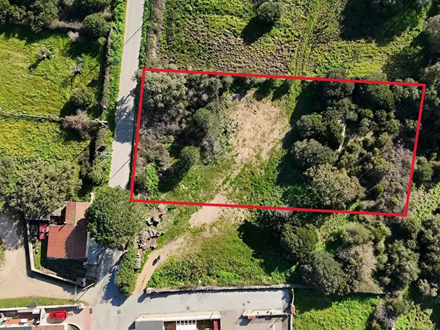 Immagine 1 di Terreno residenziale in vendita  in FRONTE STRADA ZONA RIONE S.PAOLO SNC a Aggius
