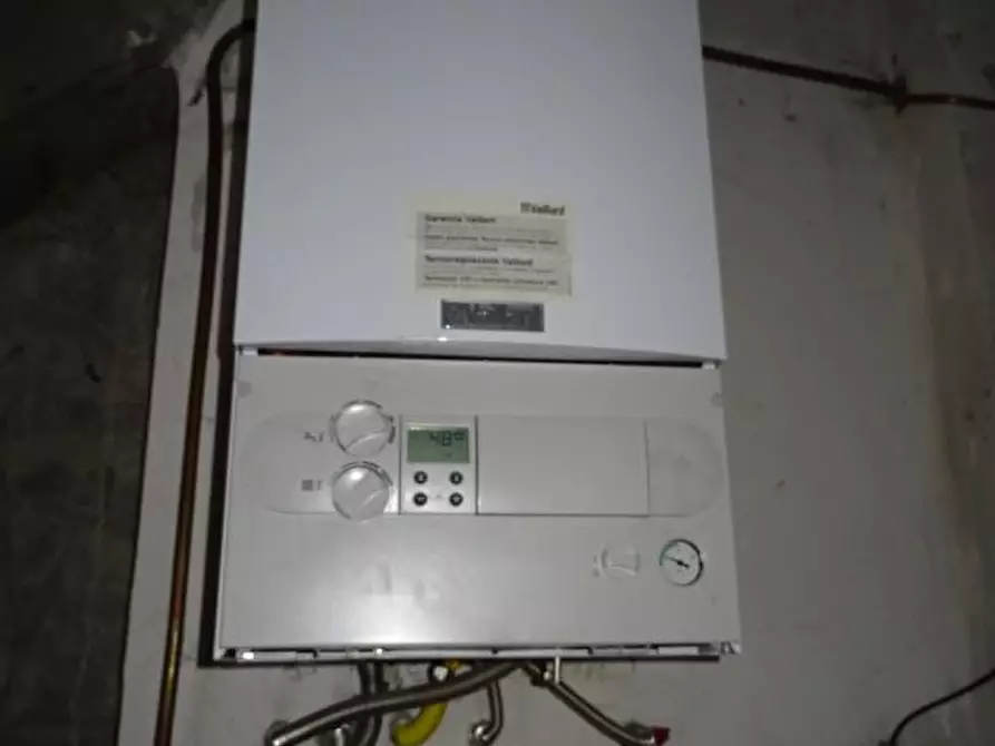 Immagine 26 di Appartamento in vendita  in via IV novembre 1/A a Castel San Niccolò