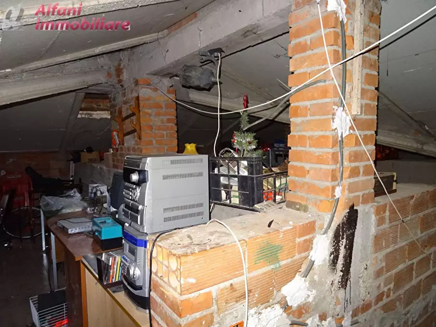 Immagine 29 di Appartamento in vendita  in via IV novembre 1/A a Castel San Niccolò