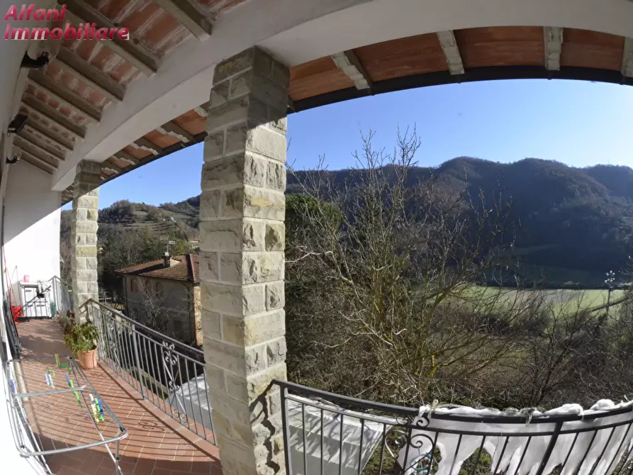 Immagine 21 di Villa in vendita  in Via L. Einaudi 1 a Capolona