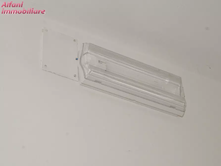 Immagine 30 di Villa in vendita  in Via L. Einaudi 1 a Capolona