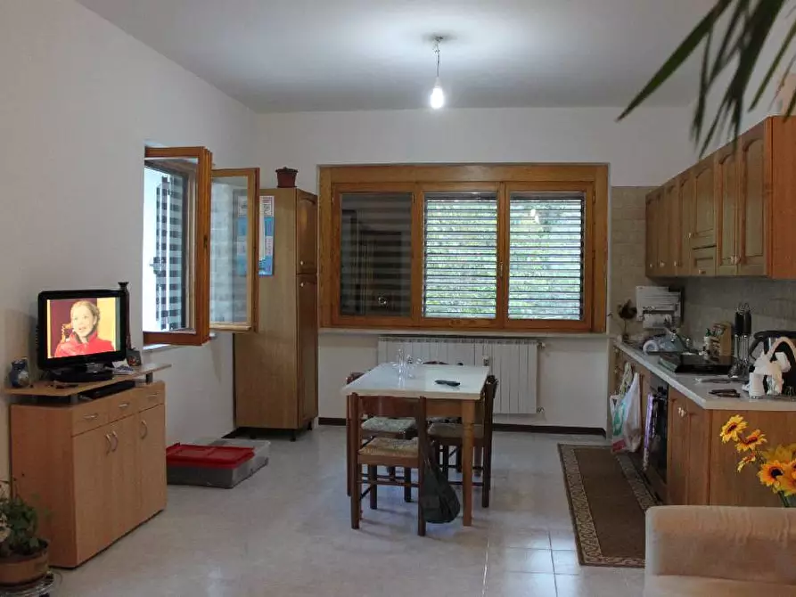 Immagine 75 di Villa in vendita  in Via L. Einaudi 1 a Capolona