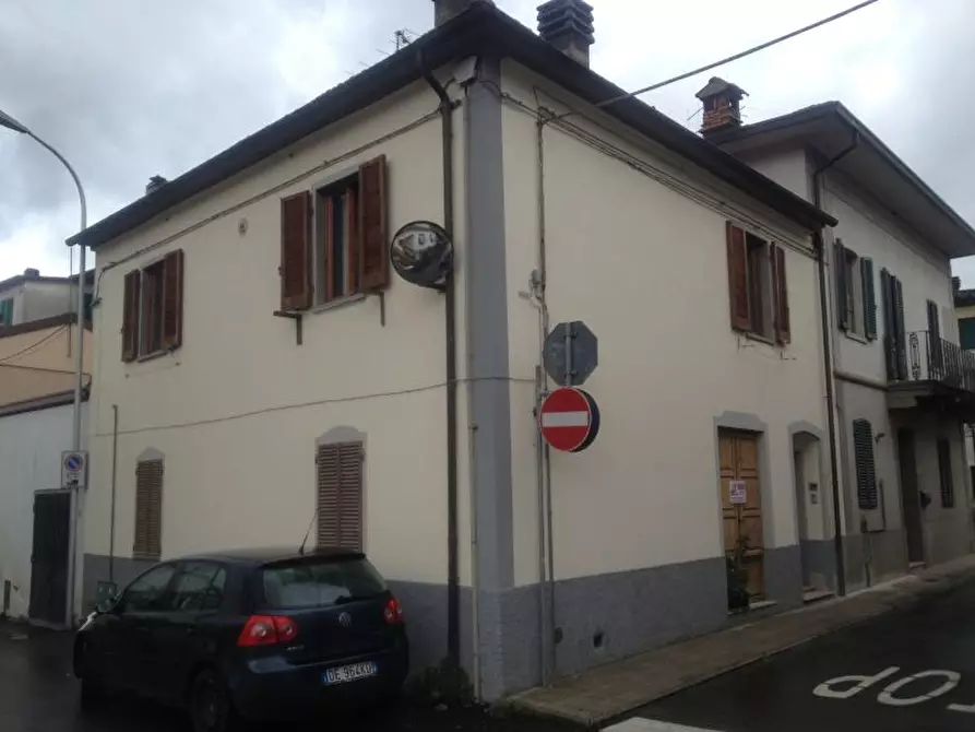 Immagine 1 di Palazzo in vendita  in via della rena 2 a Bibbiena