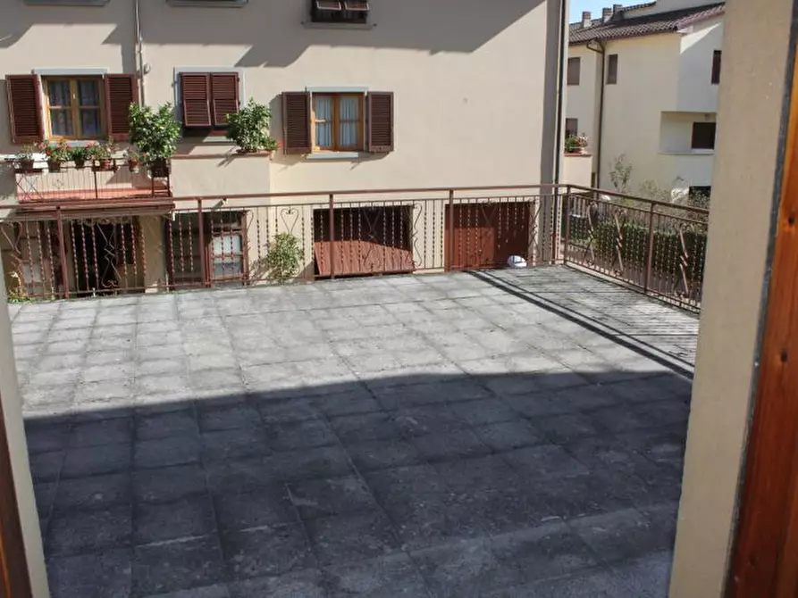 Immagine 5 di Appartamento in vendita  in via roma a Castel San Niccolò