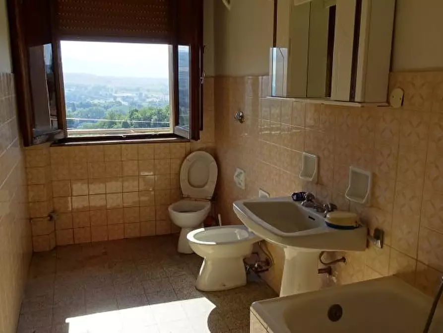 Immagine 8 di Appartamento in vendita  a Castel San Niccolò