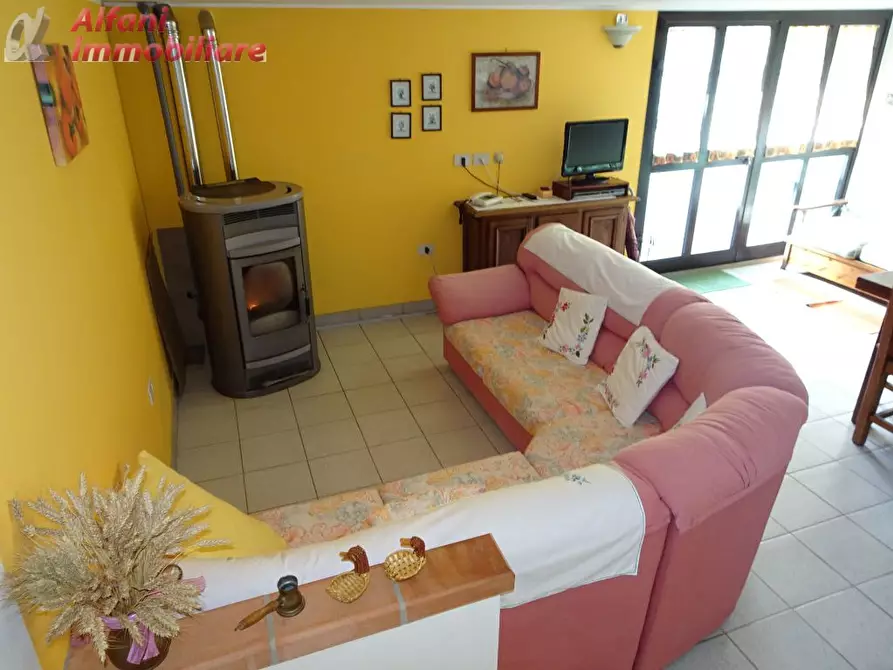 Immagine 25 di Villetta a schiera in vendita  a Capolona