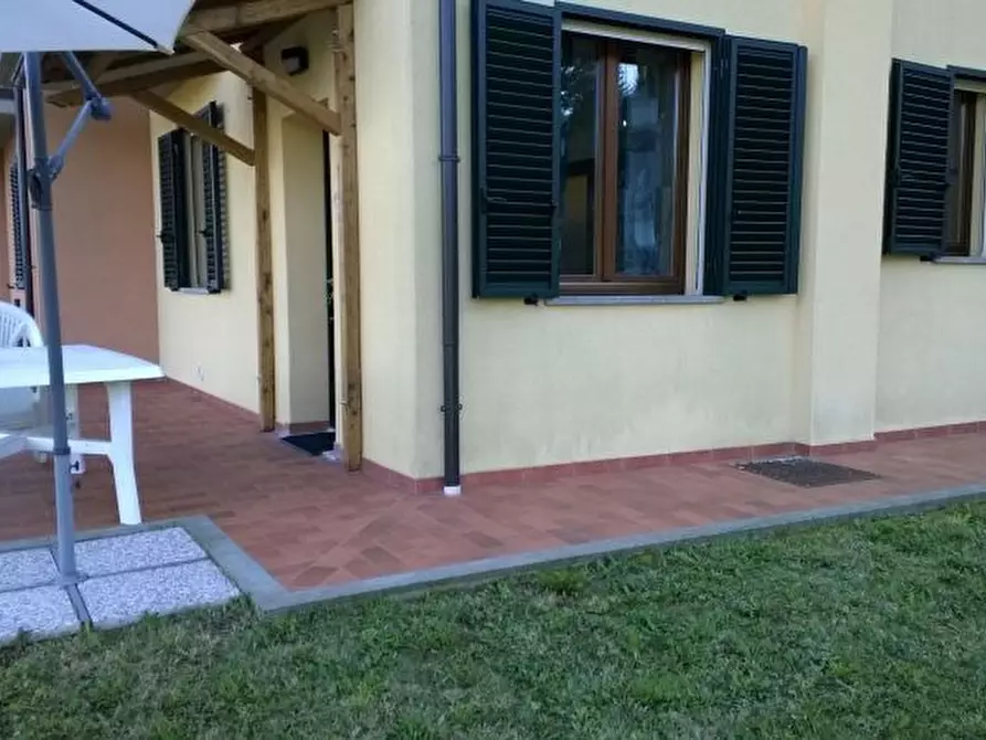 Immagine 6 di Appartamento in vendita  in via donacato a Castel San Niccolò