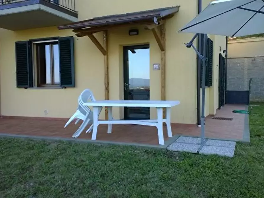 Immagine 7 di Appartamento in vendita  in via donacato a Castel San Niccolò