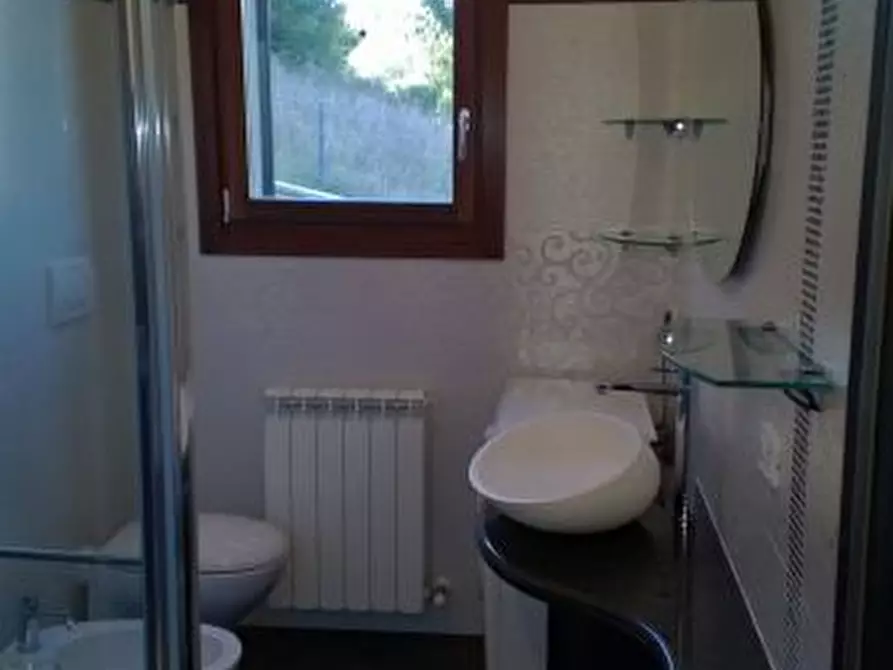 Immagine 18 di Appartamento in vendita  in via donacato a Castel San Niccolò