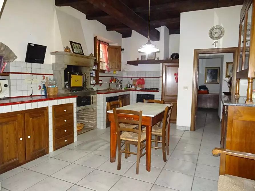 Immagine 8 di Appartamento in vendita  a Castel Focognano