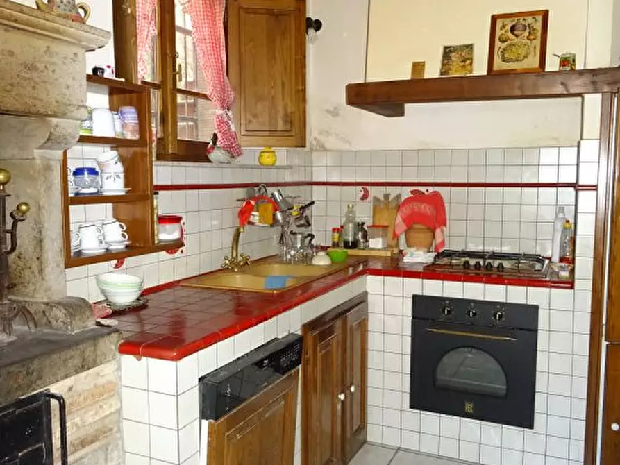 Immagine 10 di Appartamento in vendita  a Castel Focognano