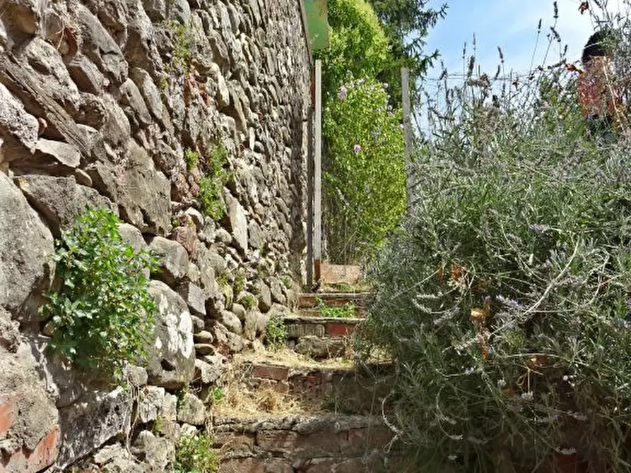 Immagine 33 di Appartamento in vendita  a Castel Focognano