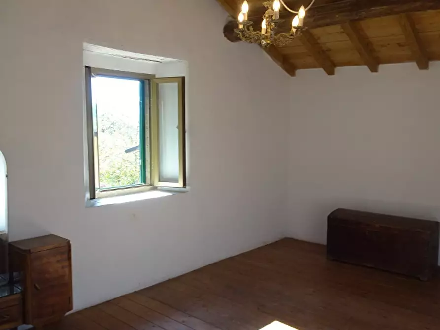 Immagine 33 di Casa indipendente in vendita  in PIAN DEI CORTINI 217 a Bibbiena