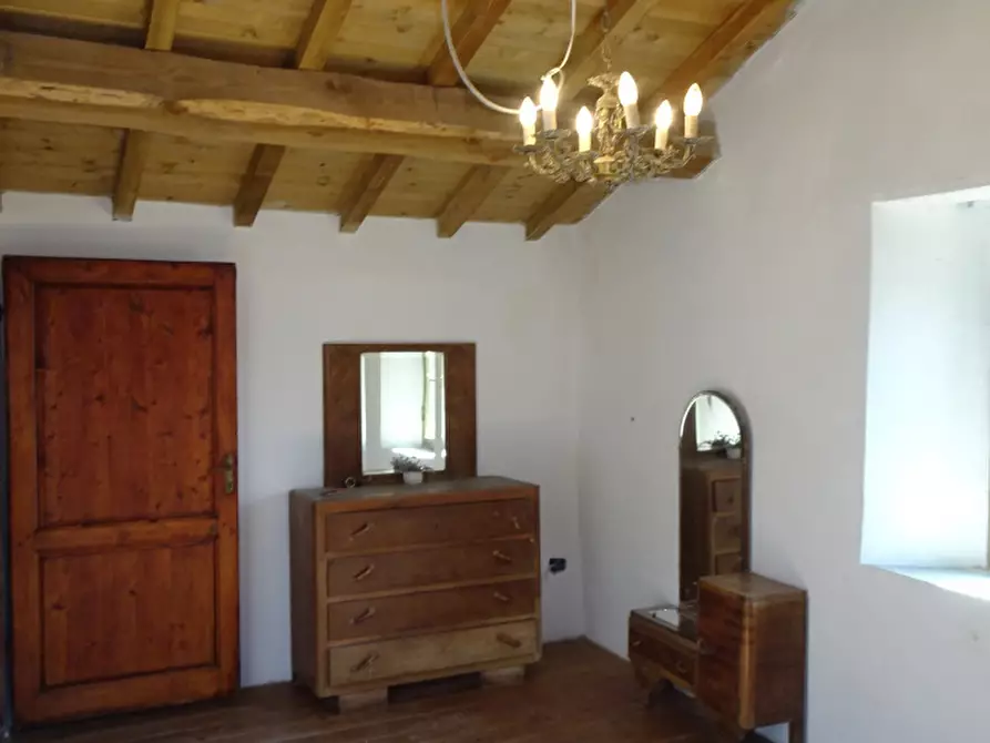 Immagine 35 di Casa indipendente in vendita  in PIAN DEI CORTINI 217 a Bibbiena