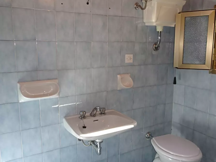 Immagine 36 di Casa indipendente in vendita  in PIAN DEI CORTINI 217 a Bibbiena