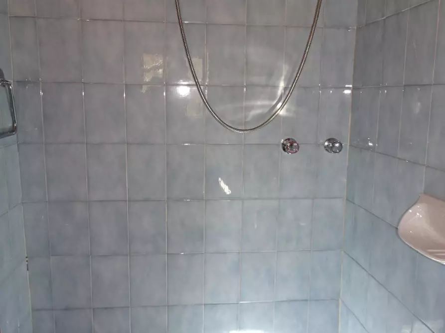 Immagine 37 di Casa indipendente in vendita  in PIAN DEI CORTINI 217 a Bibbiena