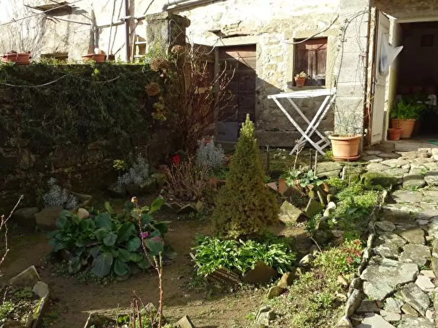 Immagine 34 di Casa semindipendente in vendita  in Pagliericcio 189a a Castel San Niccolò